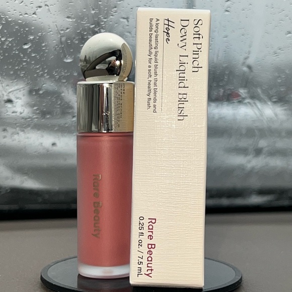 Rare Beauty - HOPE Soft Pinch Liquid Blush - Picture 8 of 8